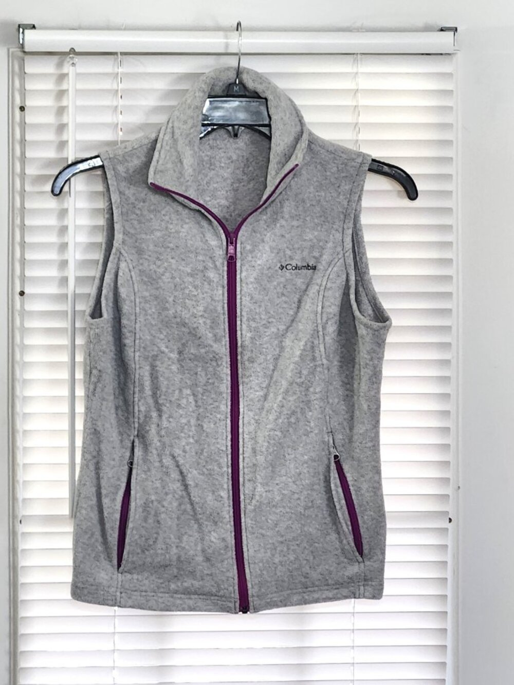Cloumbia womans fleece vest  size M